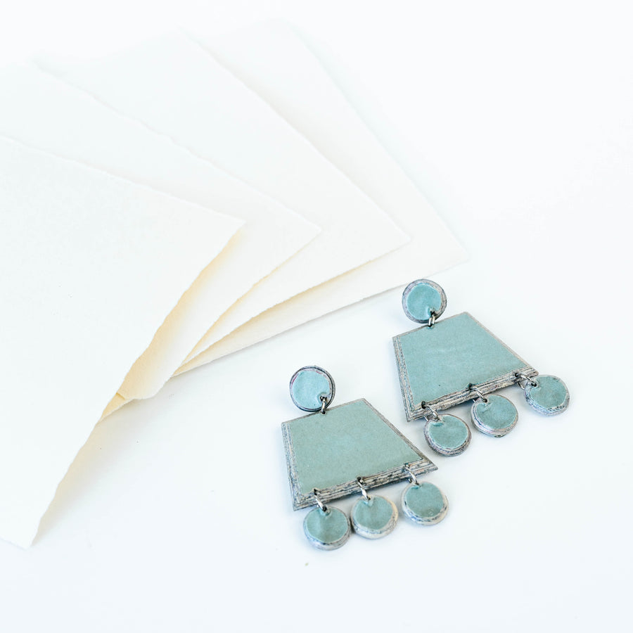 Quazi recycled paper Earrings sage 